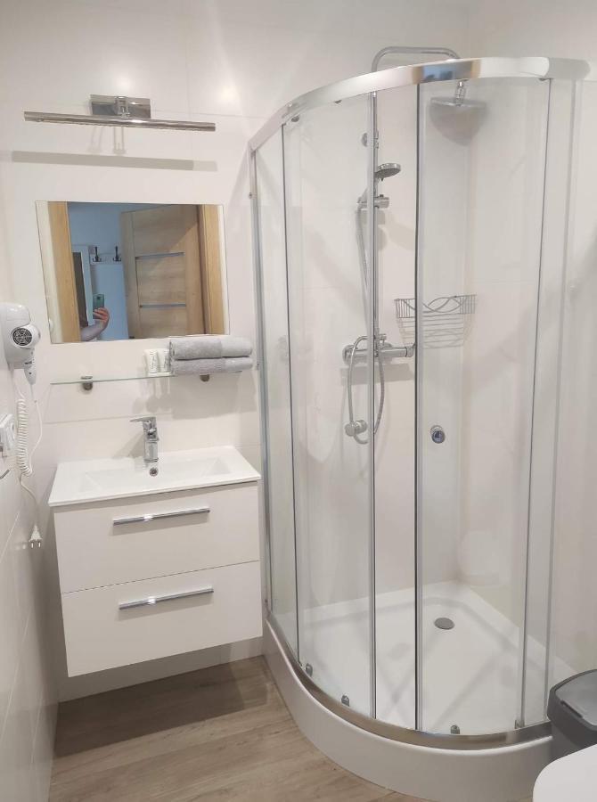 Spij W Kudowie Apartament I Pokoje Goscinne Kudowa-Zdrój Kültér fotó