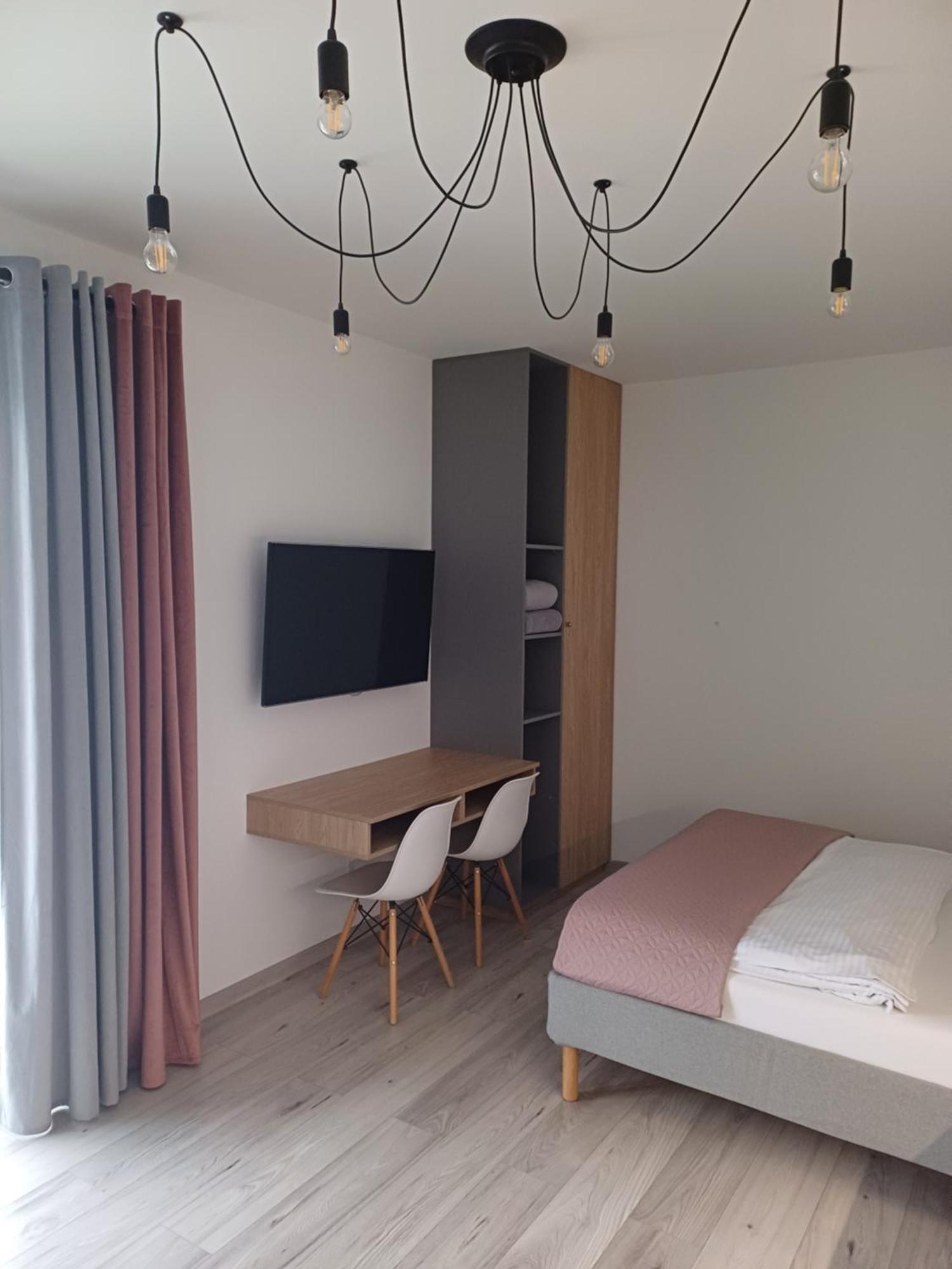 Spij W Kudowie Apartament I Pokoje Goscinne Kudowa-Zdrój Kültér fotó